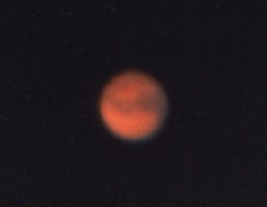 小型天体望遠鏡で撮影した火星（１９９９年）