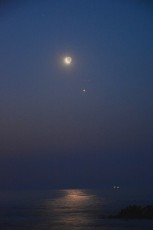 140426月と金星の接近いわき市薄磯海岸小画像にてDSC_3624l