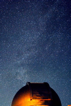 天の川の見える星空