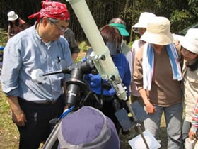 太陽投影版による太陽観測