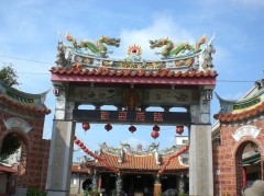 鹿港后宮と入り口門
